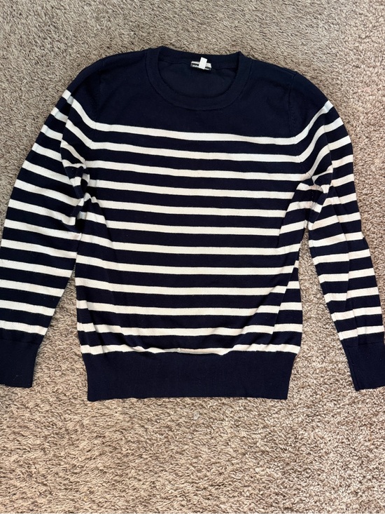 Cielo Sweaters - Cielo Navy and White Striped Crewneck Sweater